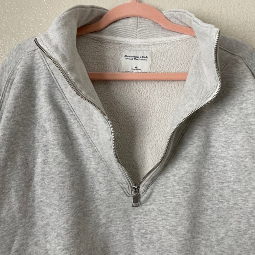 Abercrombie & Fitch Sweater Womens XL Gray Soft A&F Max Essentials Crop 1/4 Zip